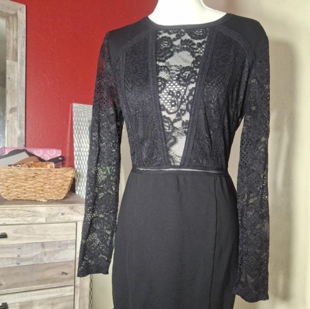 bebe Black Lace-Panel Long Sleeve Midi Dress